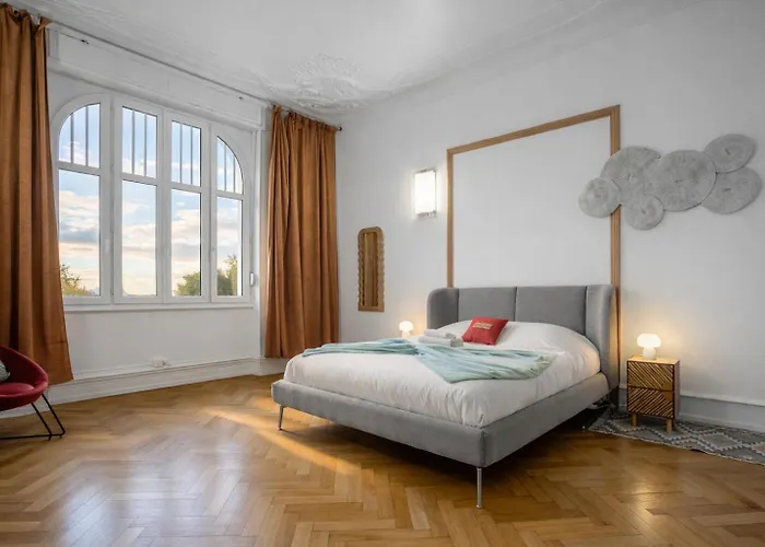 De Luxe Au Centre De Strasbour * Strasbourg